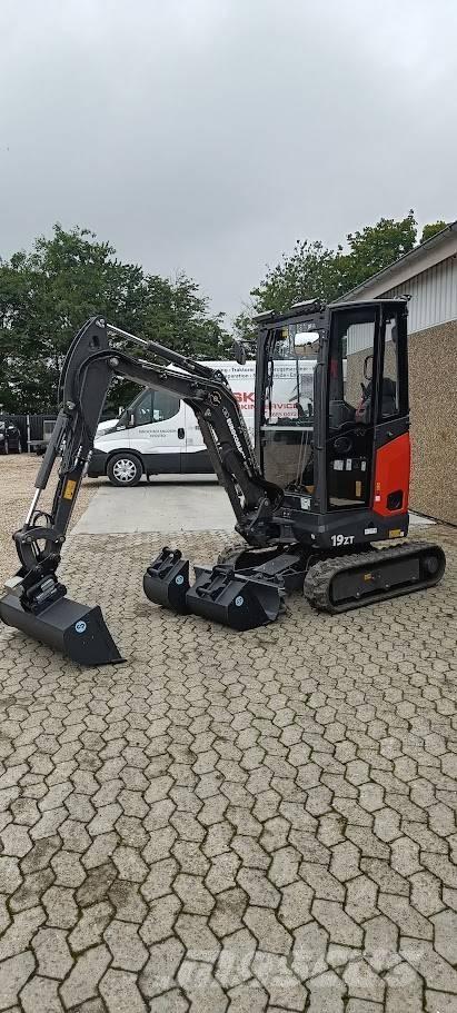 Eurocomach 19 ZT ミニ油圧ショベル 7t以下（ミニユンボ・ミニディガー）