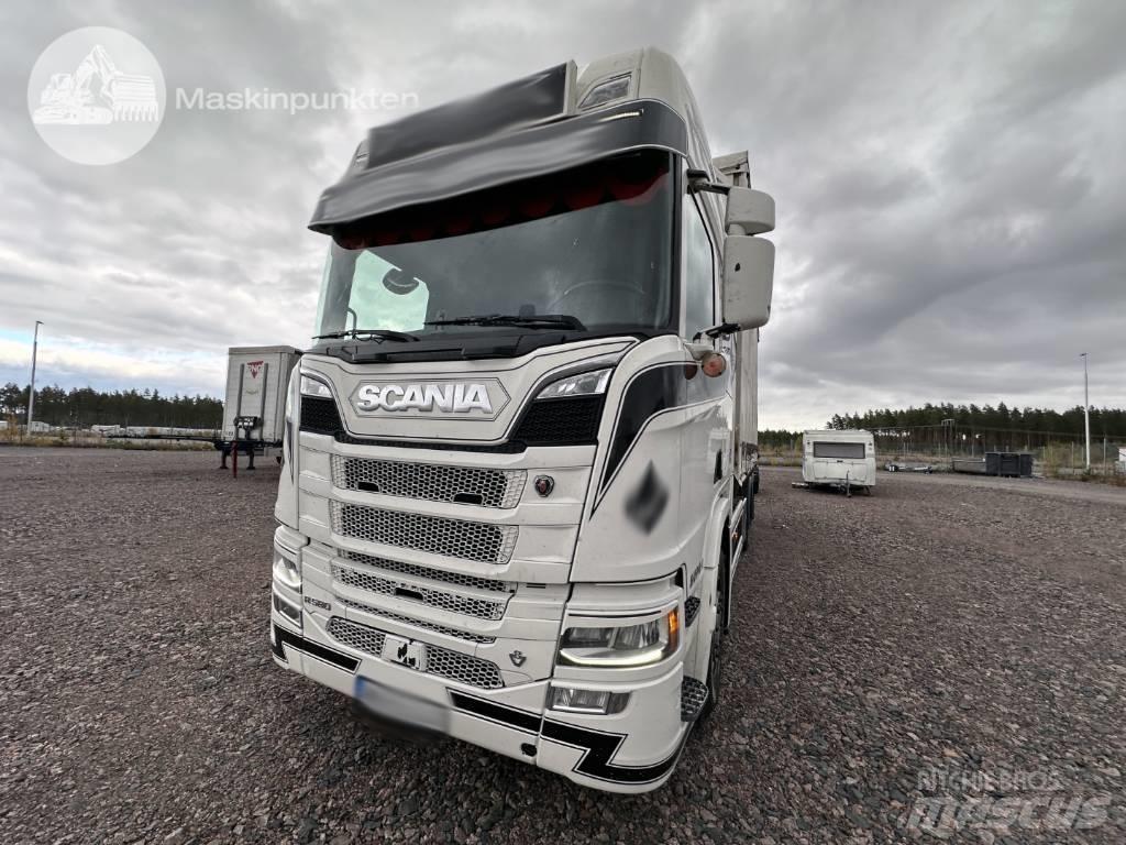 Scania R 580 コンテナ、海コン車