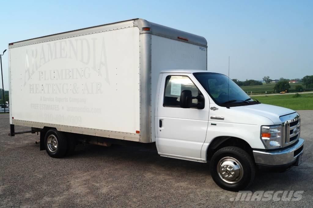 Ford E 350 SD ボックスボディー、ウイング、箱車