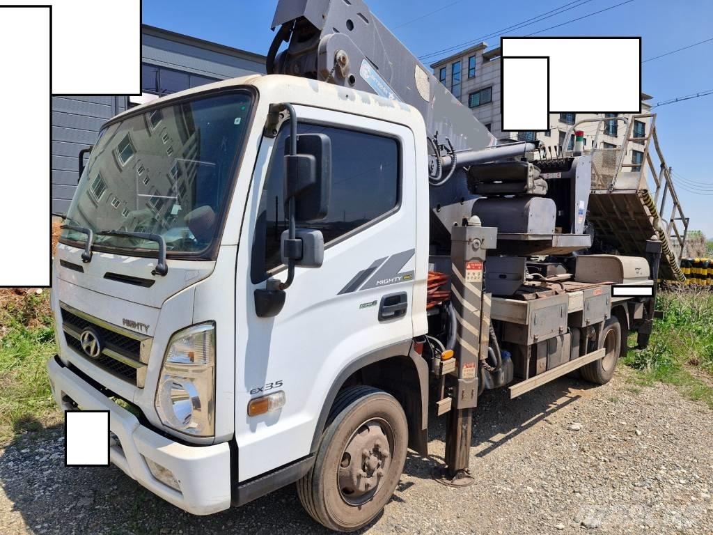 Horyong SKY300 トラック高所作業車