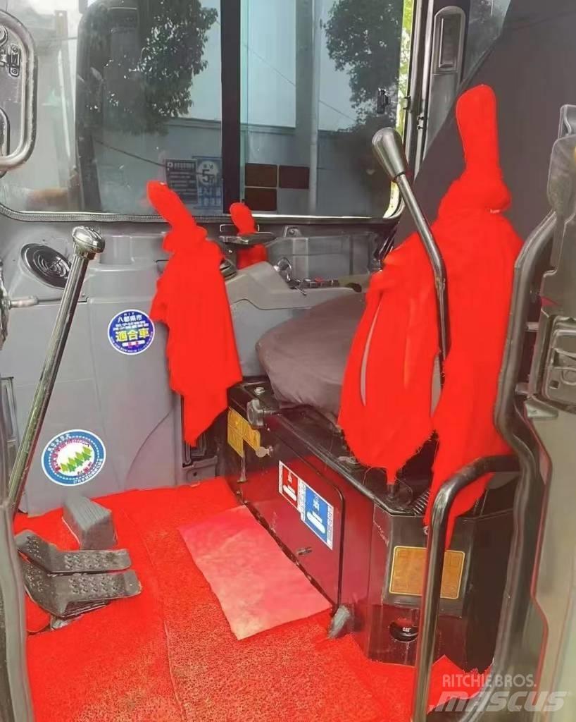 CAT 303.5 D CR ミニ油圧ショベル 7t以下（ミニユンボ・ミニディガー）