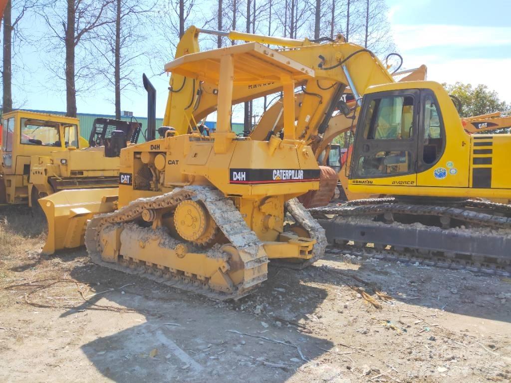 CAT D 4 H ブルドーザー
