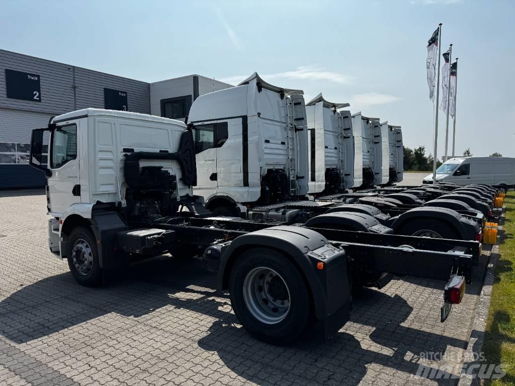 MAN TGM 18.250 キャブ付きシャーシ