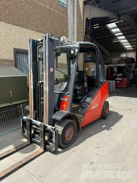Linde H 25 D ディーゼル・軽油