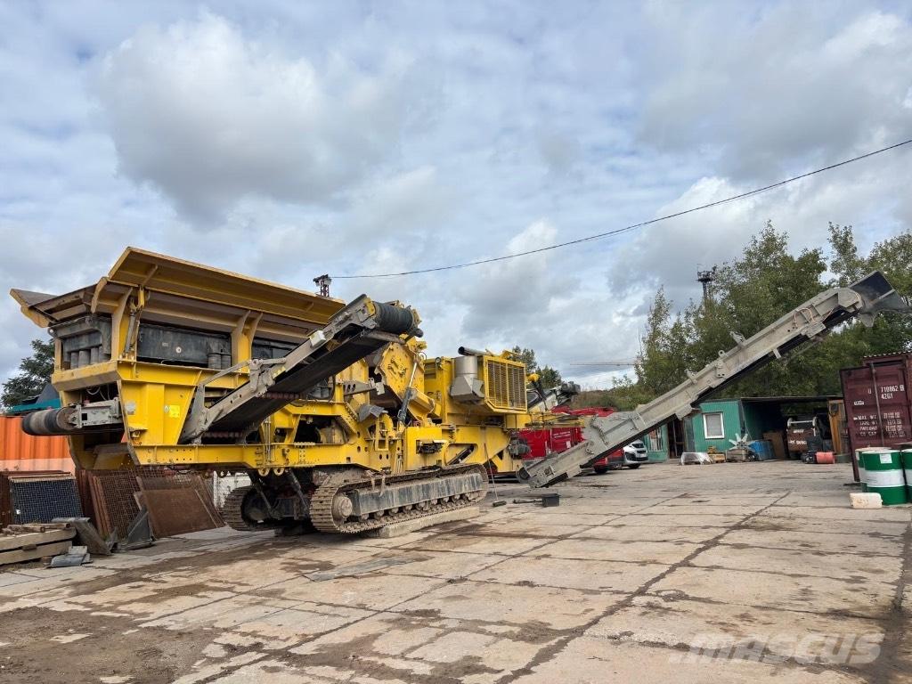 Keestrack R5d 自走式クラッシャー