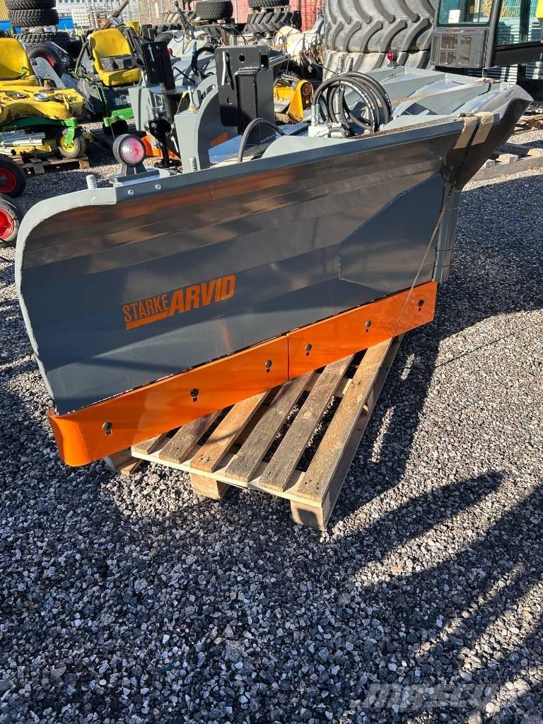 Fjärås 325 vikplog スノーグルーマー