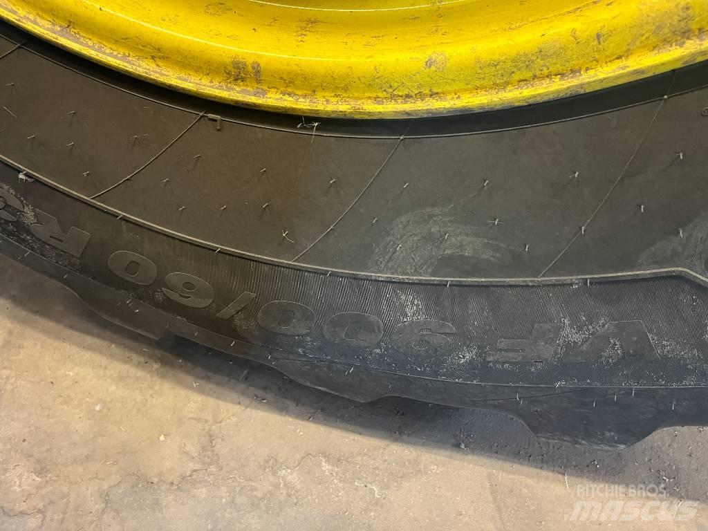 John Deere X9 1000 コンバイン