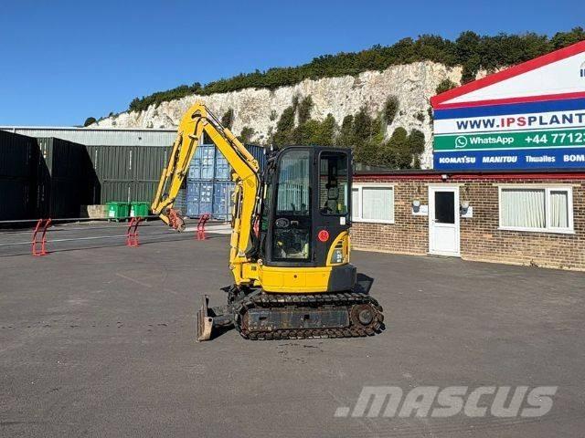Komatsu PC 26 MR-3 ミニ油圧ショベル 7t以下（ミニユンボ・ミニディガー）