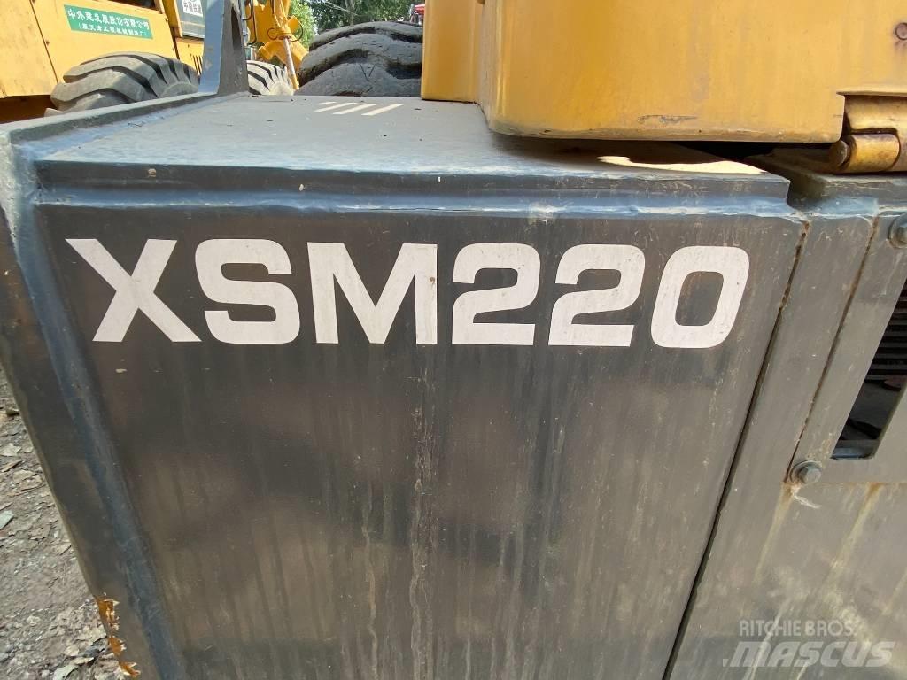 XCMG XSM 220 振動ローラ