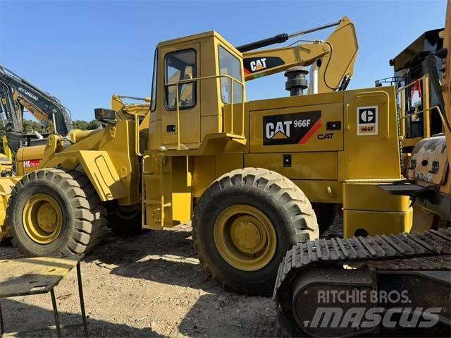 CAT 966 F ホイールローダー・タイヤショベル
