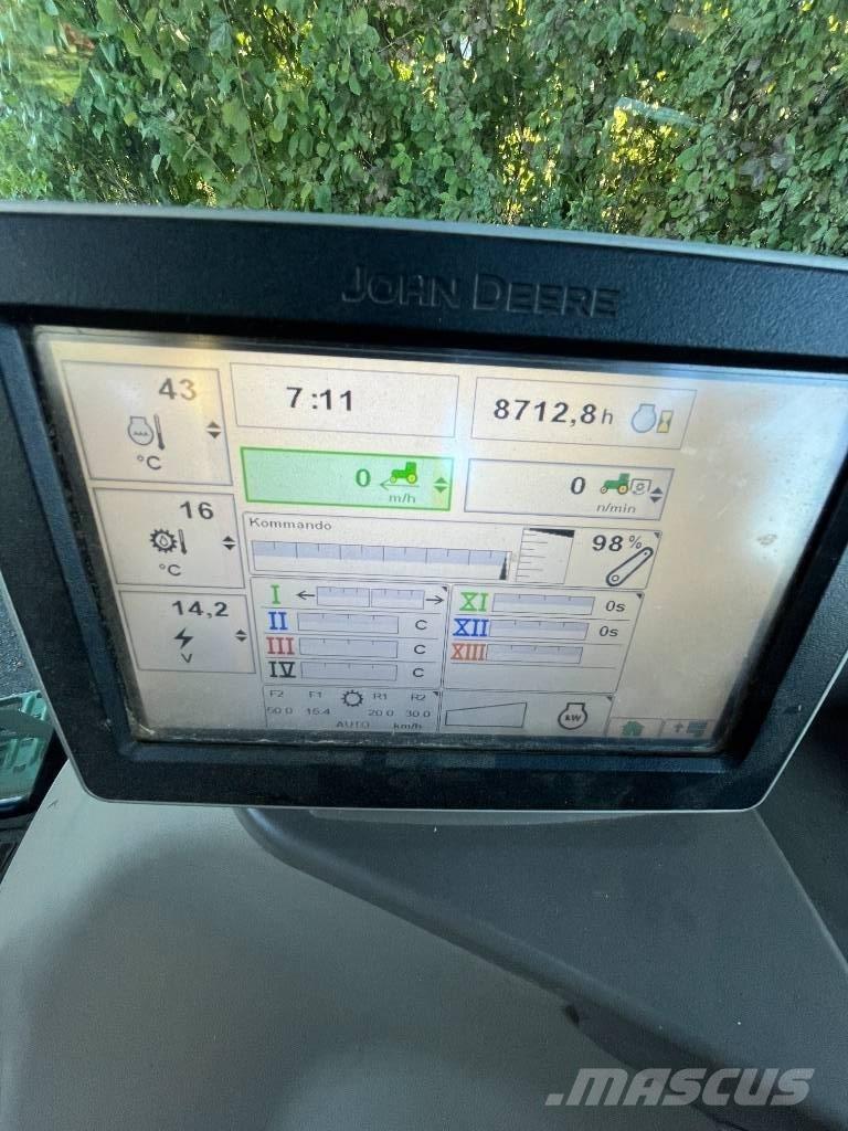 John Deere 6150 R トラクター