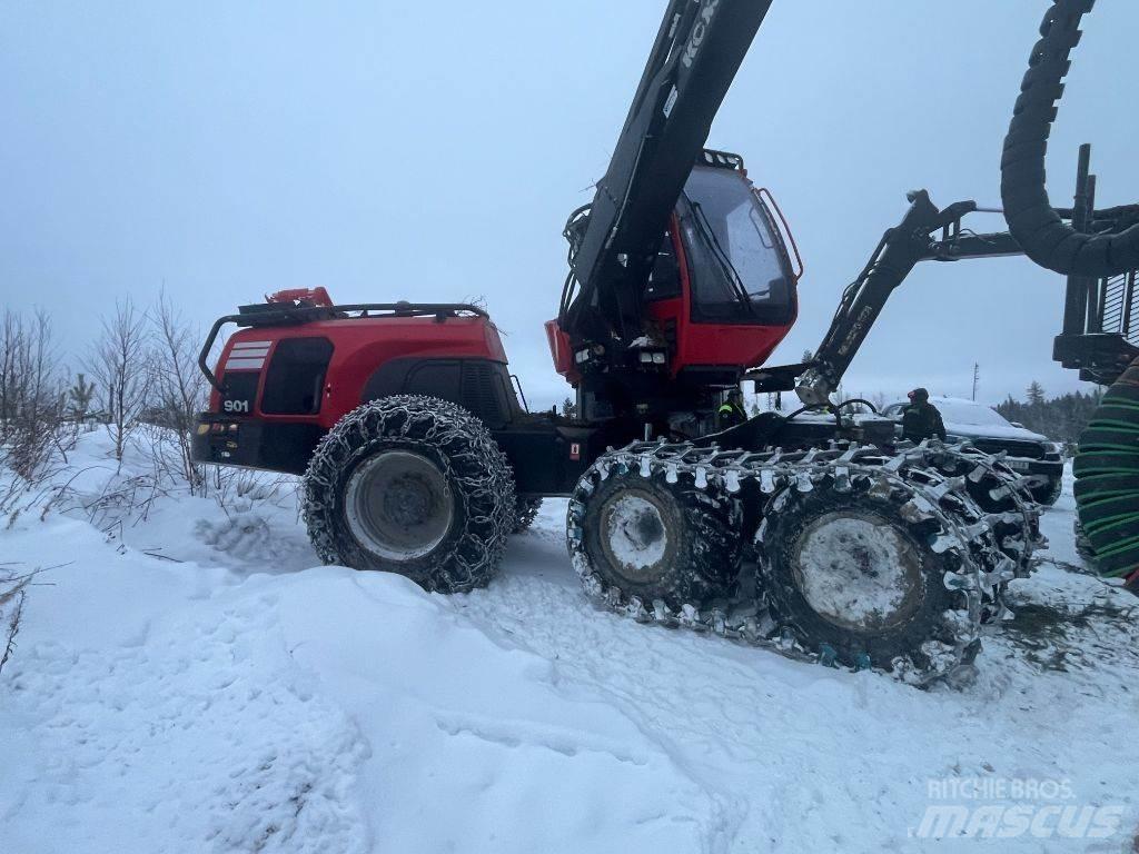 Komatsu 901 ハーベスター