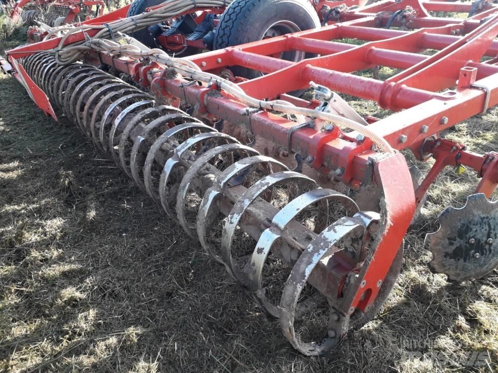 Horsch Cruiser 7 XL チゼルプラウ