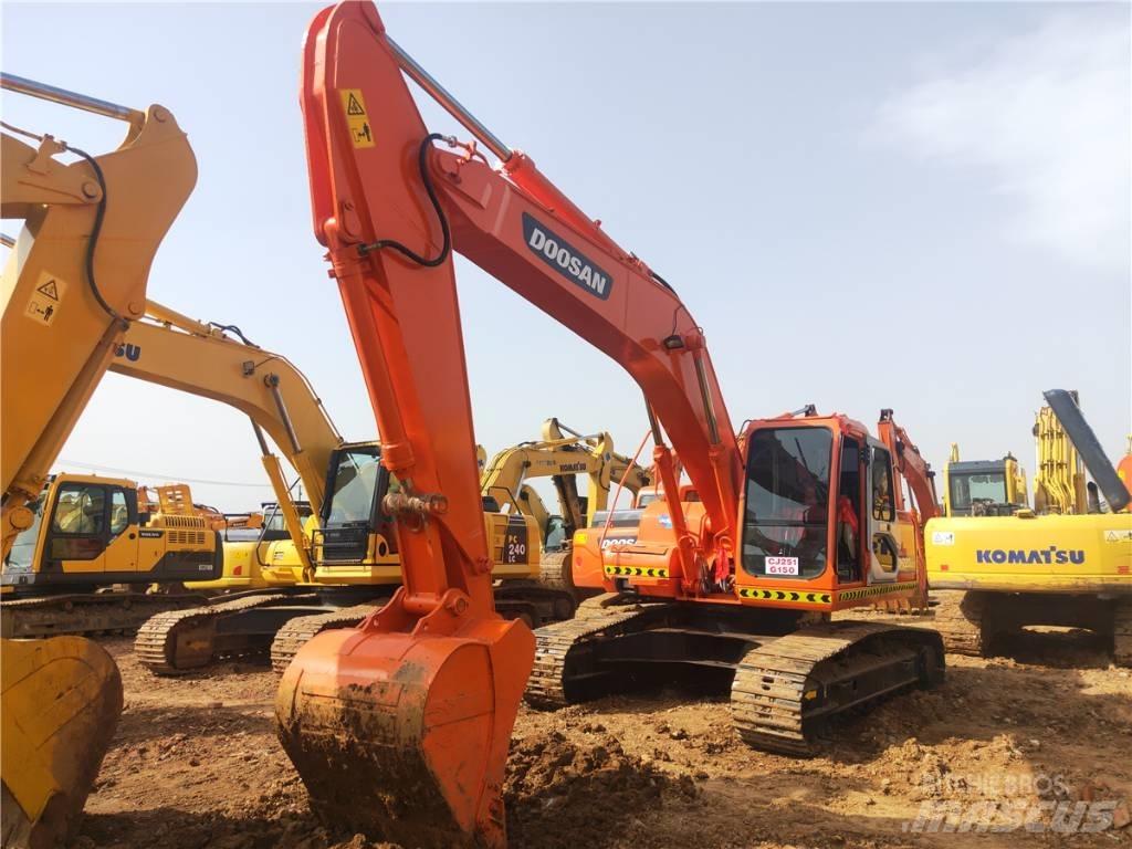 Doosan DH 220 LC-7 大型油圧ショベル12t以上（パワーショベル・ユンボ）