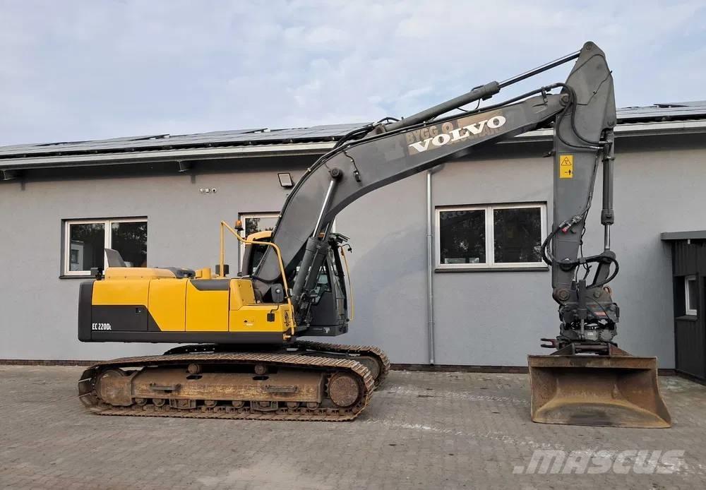 Volvo EC 220 DL 大型油圧ショベル12t以上（パワーショベル・ユンボ）