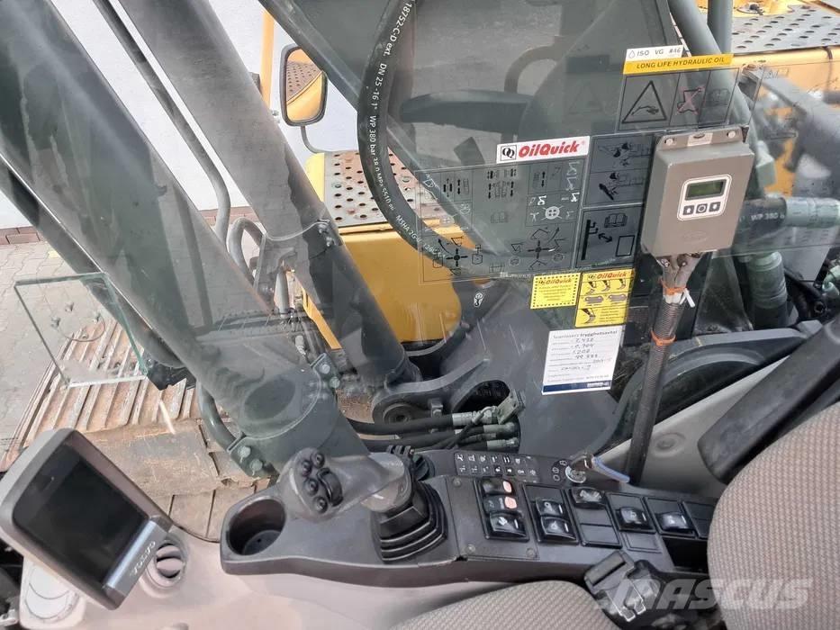 Volvo EC 220 DL 大型油圧ショベル12t以上（パワーショベル・ユンボ）