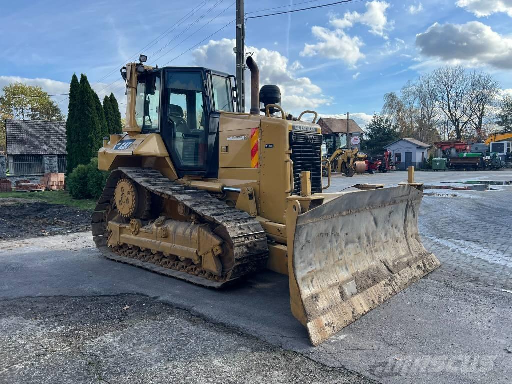 CAT D 6 N XL ブルドーザー