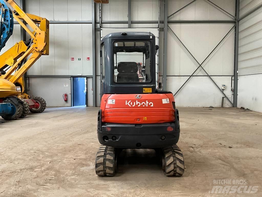 Kubota KX 61-3 ミニ油圧ショベル 7t以下（ミニユンボ・ミニディガー）