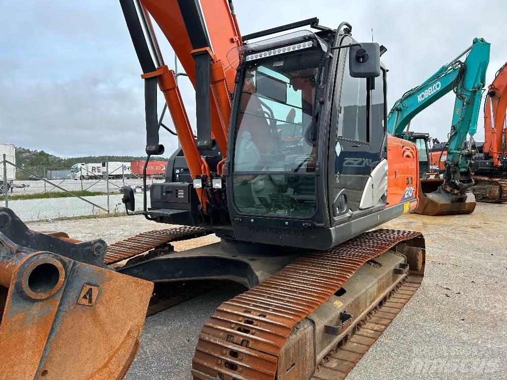 Hitachi ZX 210 LC-6 大型油圧ショベル12t以上（パワーショベル・ユンボ）