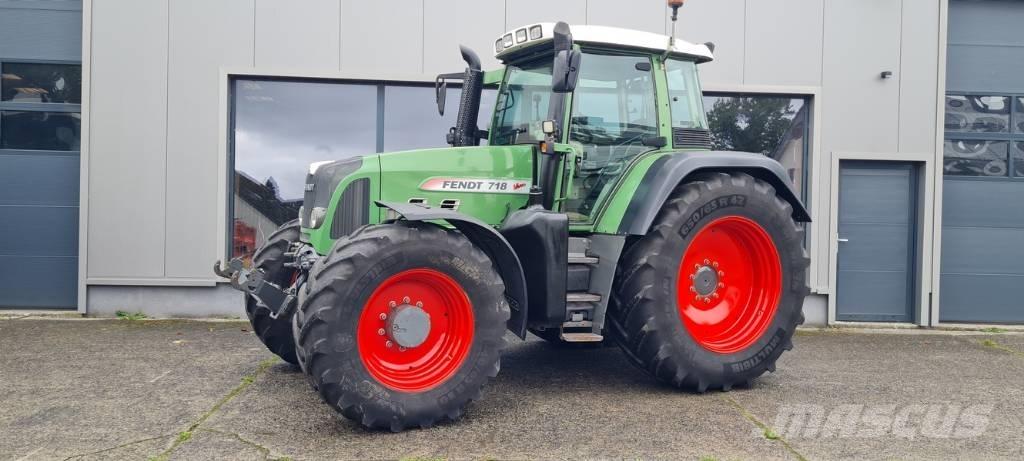 Fendt 718 Vario TMS トラクター