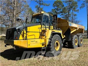 Komatsu HM 400-5 アーティキュレート式ダンプトラック