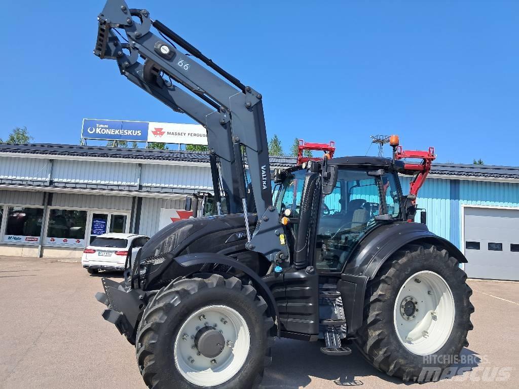 Valtra T174E Versu トラクター