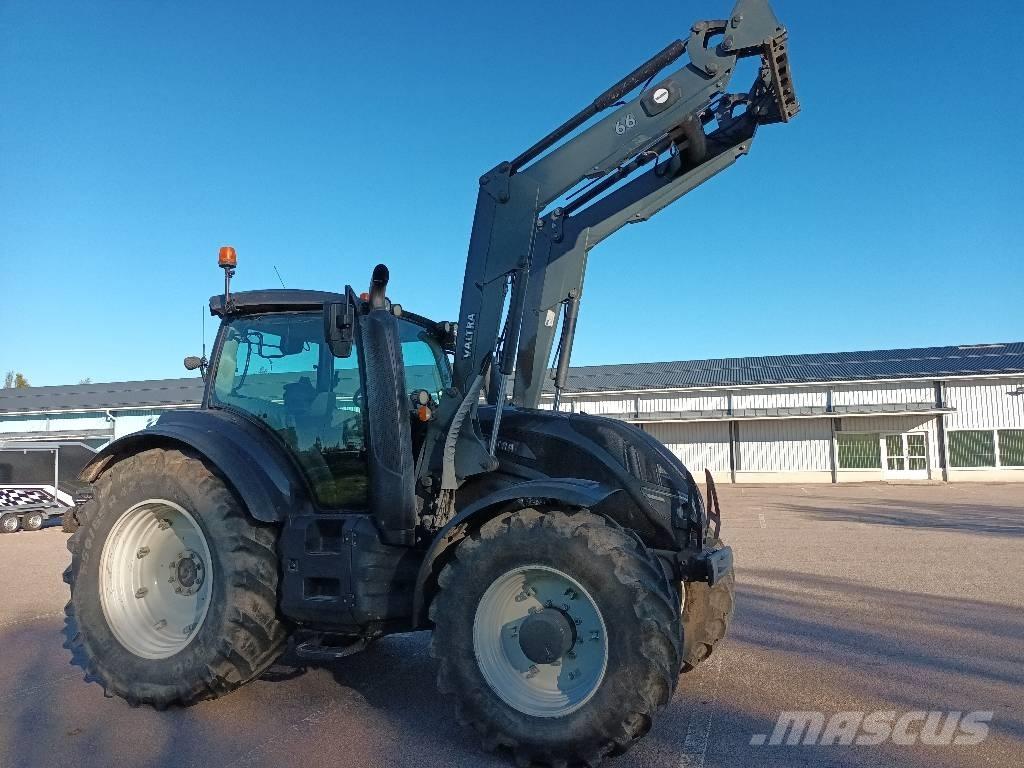 Valtra T174E Versu トラクター