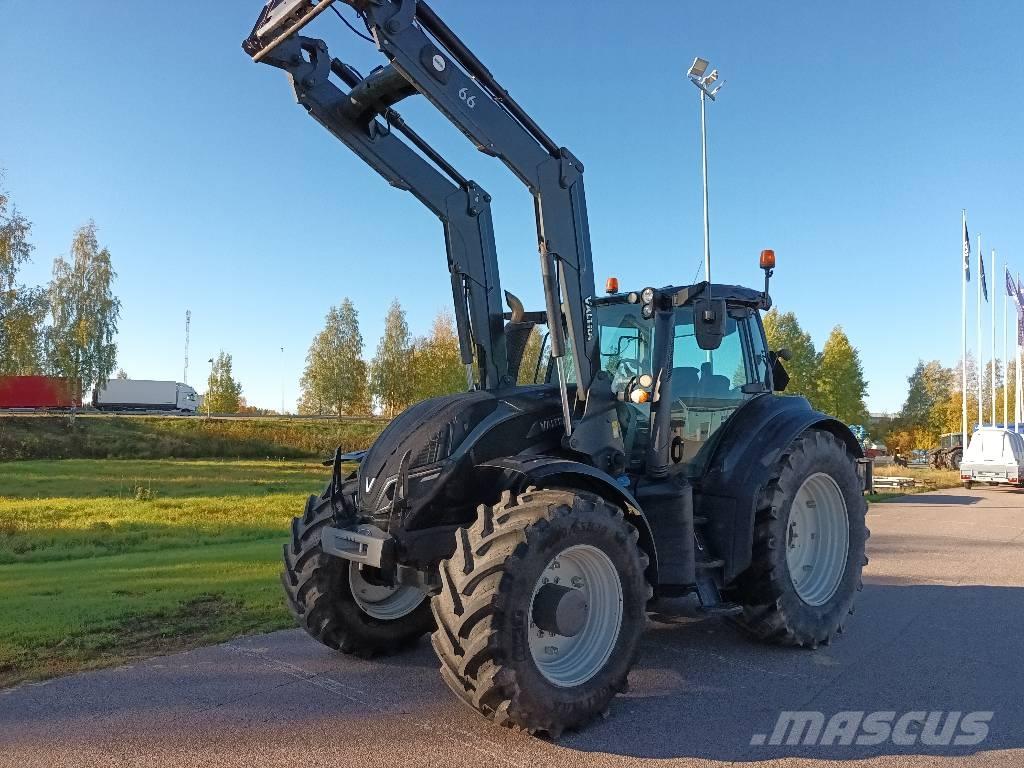 Valtra T174E Versu トラクター
