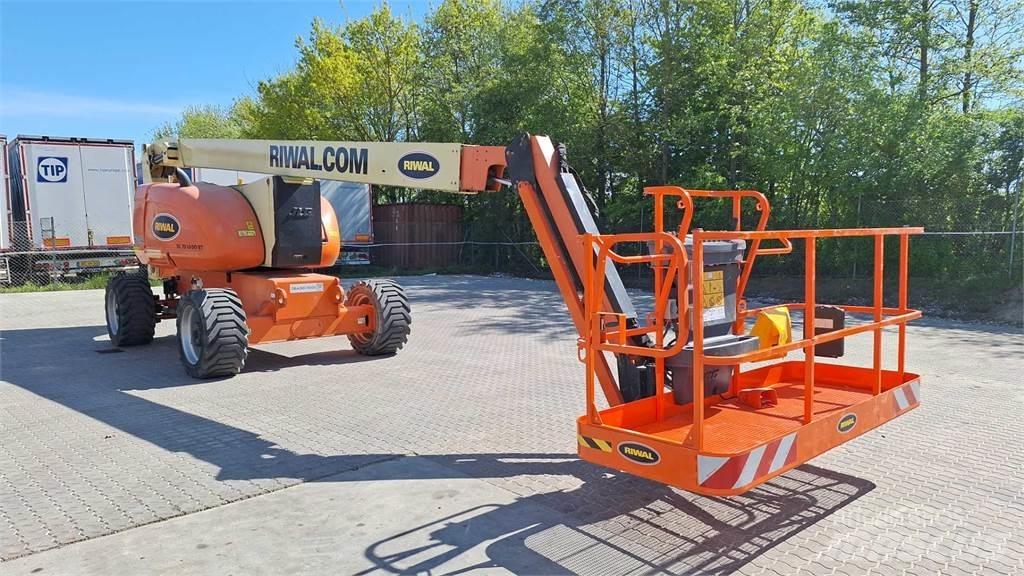 JLG 800AJG ブームリフト　屈伸型