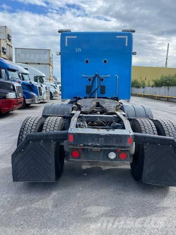 Peterbilt 579 中古トラクターヘッド | トレーラーヘッド