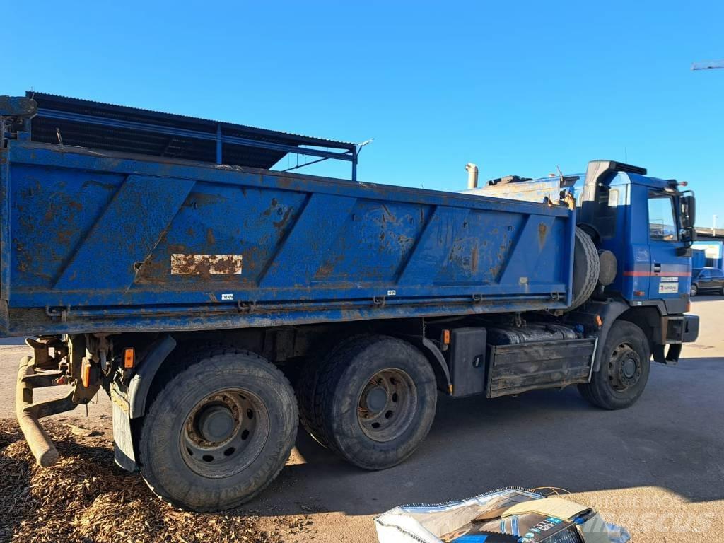 Tatra T 815-2 Terno ダンプ