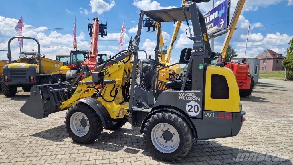Wacker Neuson WL 25 ホイールローダー・タイヤショベル