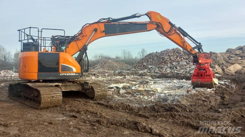 Doosan DX 235 LCR-5 大型油圧ショベル12t以上（パワーショベル・ユンボ）