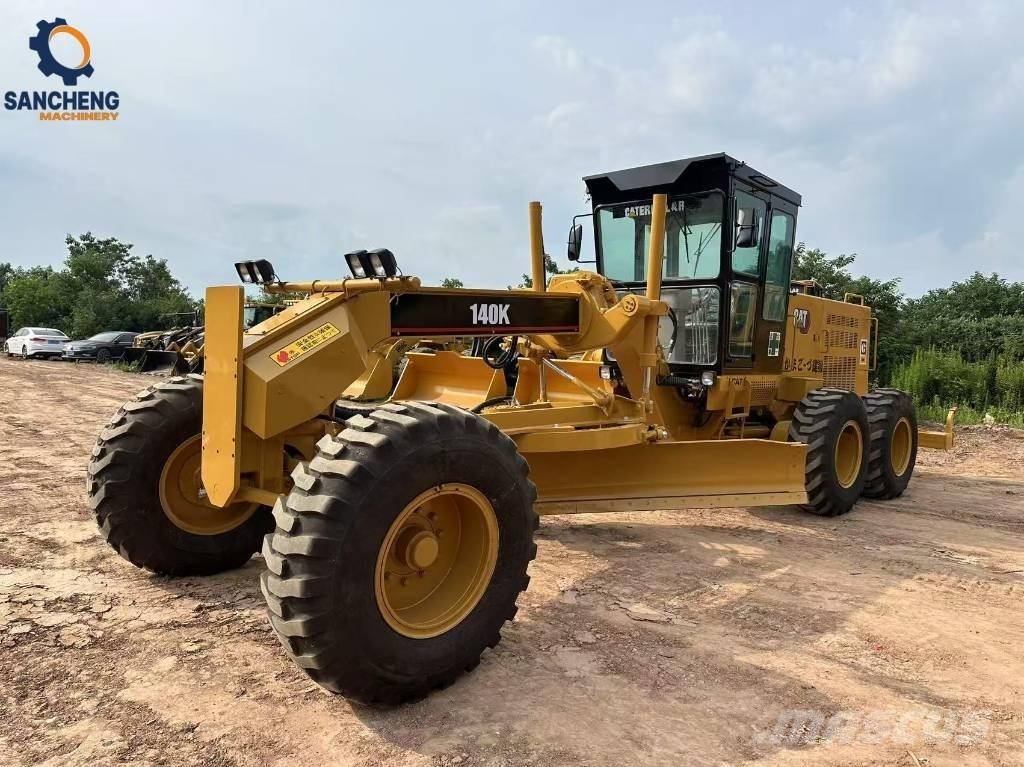 CAT 140K モーターグレーダー
