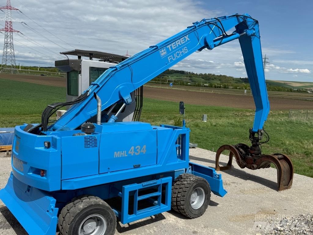 Fuchs MHL 434 廃棄物／工業産廃処理機