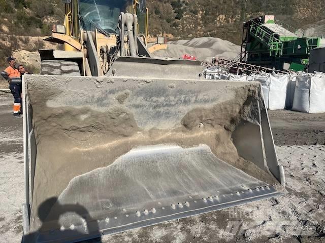 Volvo L 110 E ホイールローダー・タイヤショベル