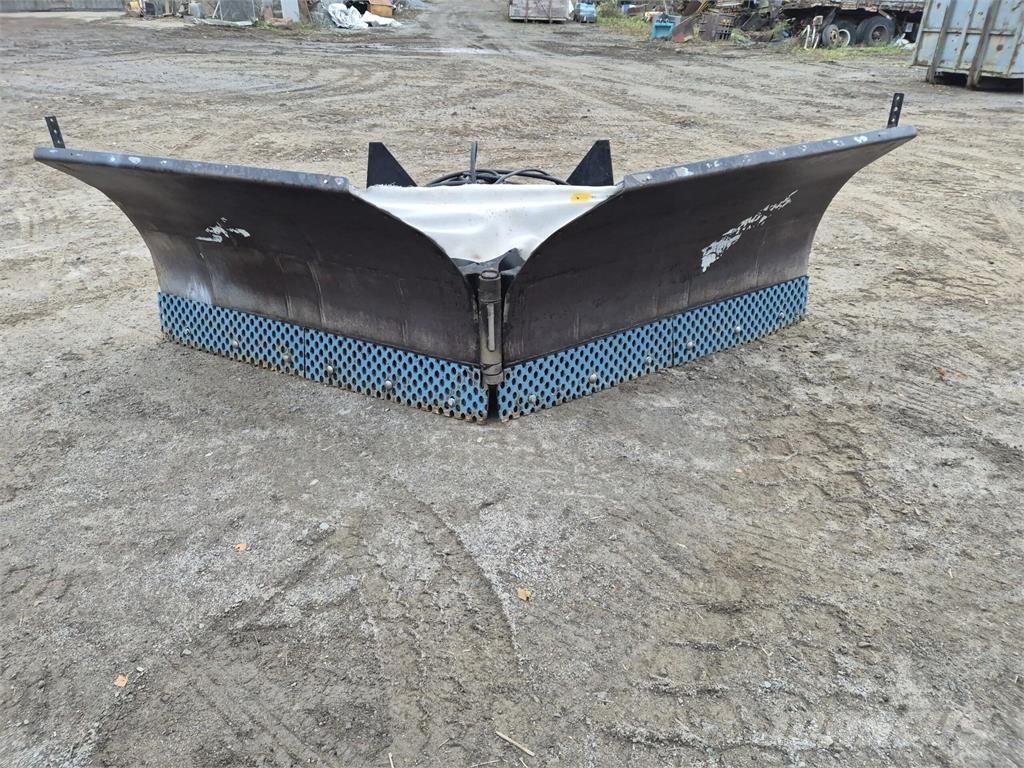 Pome 360 nivelaura スノーブレードとプラウ