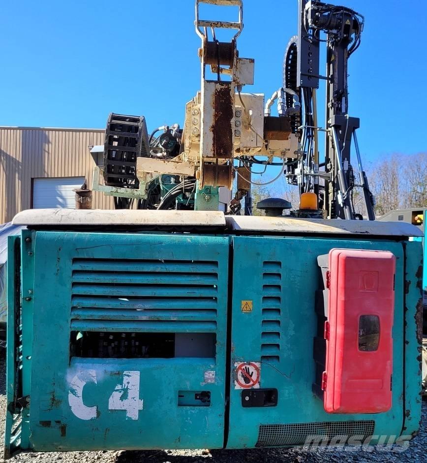 Casagrande C4 杭打ち機
