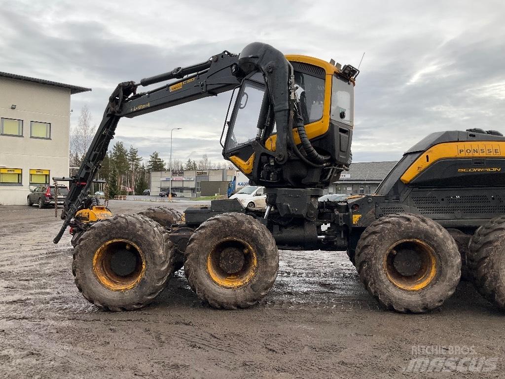 Ponsse SCORPION 8W ハーベスター