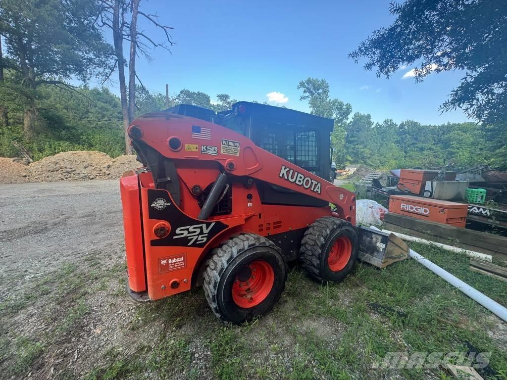 Kubota SSV 75 スキッドステアローダー