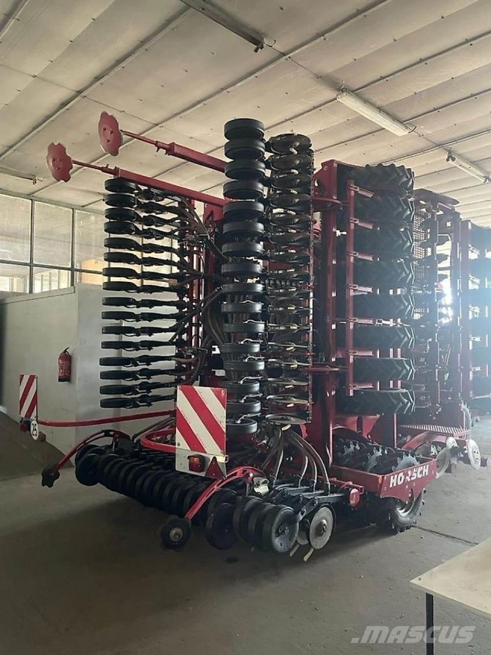 Horsch Pronto 8 DC コンビネーションドリル