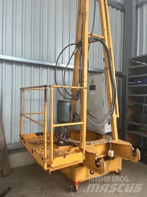 Liebherr 30 LC タワークレーン