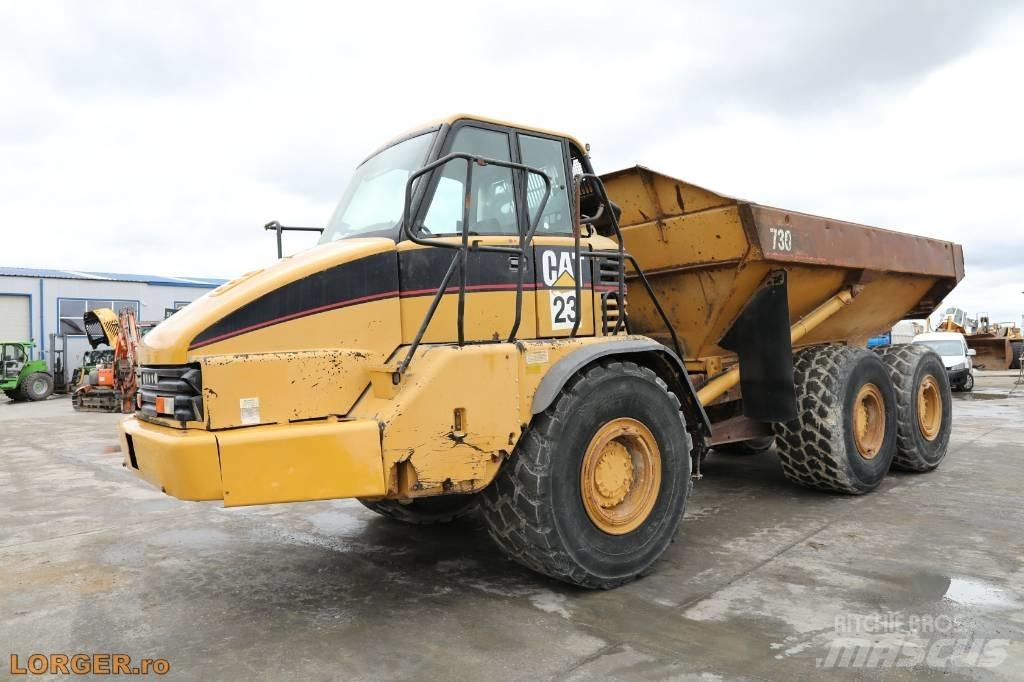 CAT 730 アーティキュレート式ダンプトラック