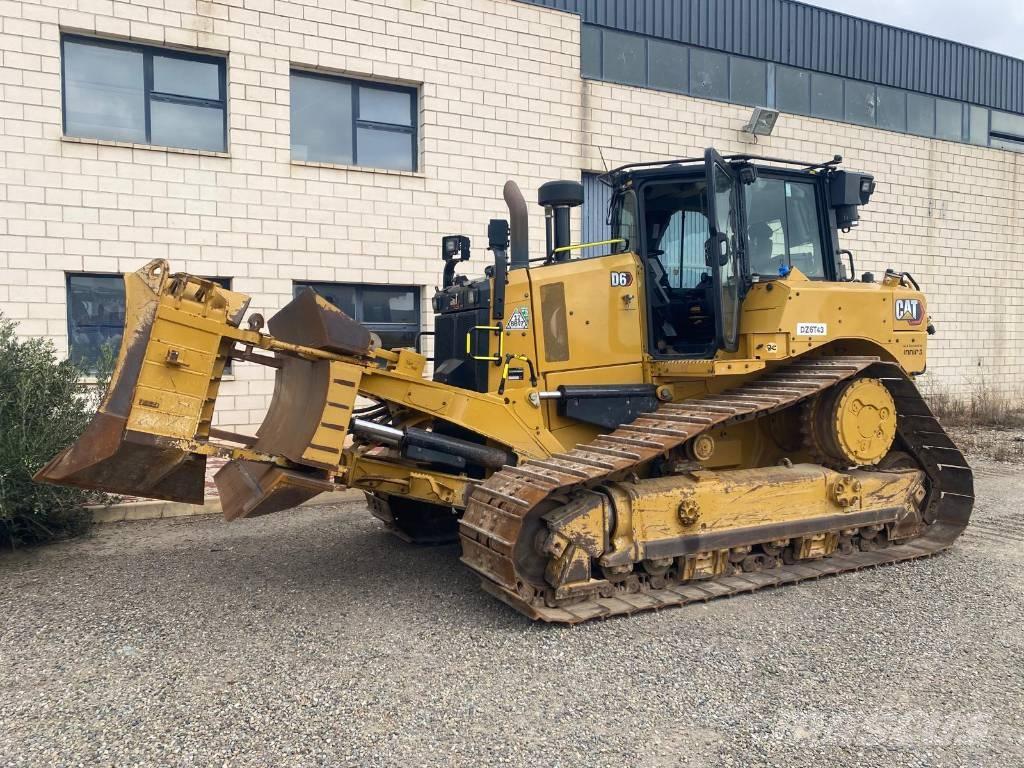 CAT D 6 ブルドーザー