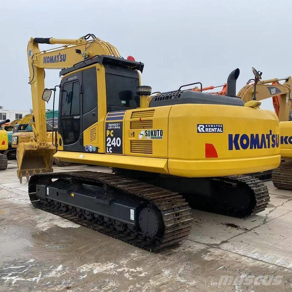 Komatsu PC 240 大型油圧ショベル12t以上（パワーショベル・ユンボ）