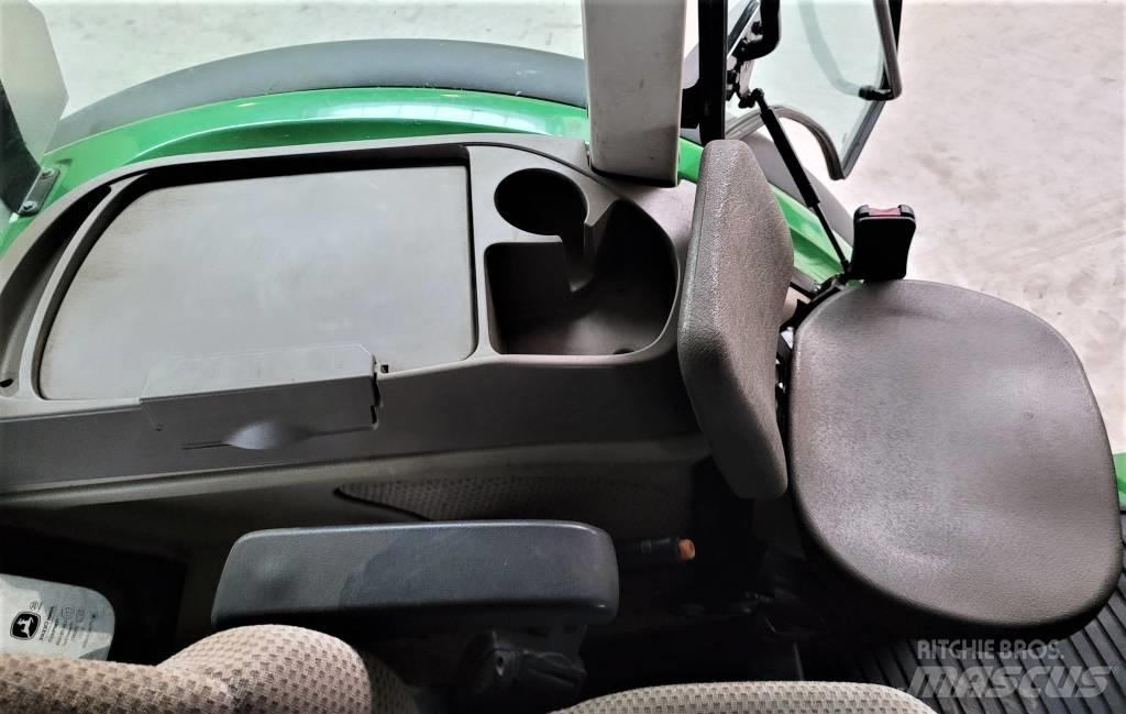 John Deere 5100 M トラクター