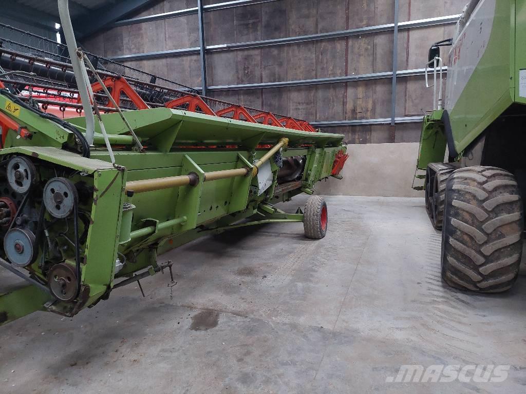 CLAAS Lexion 580 TT コンバイン