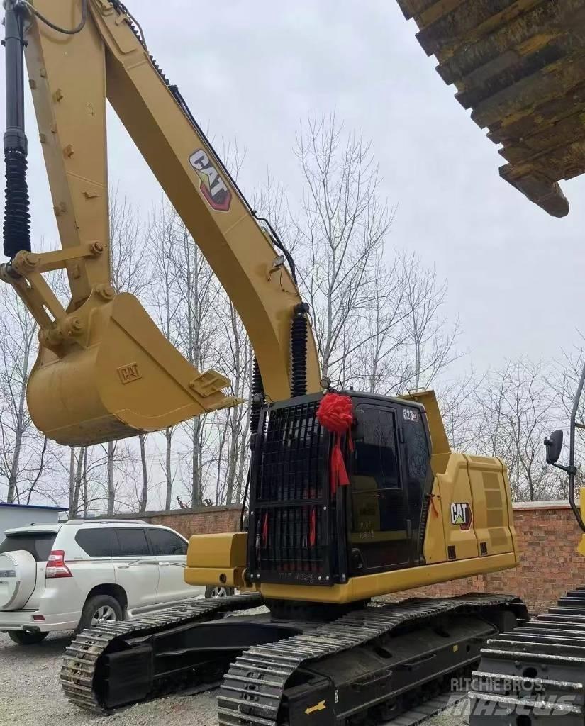 CAT 323 大型油圧ショベル12t以上（パワーショベル・ユンボ）