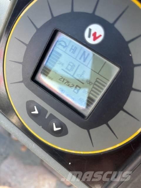 Wacker Neuson DW 60 サイト　ダンプ
