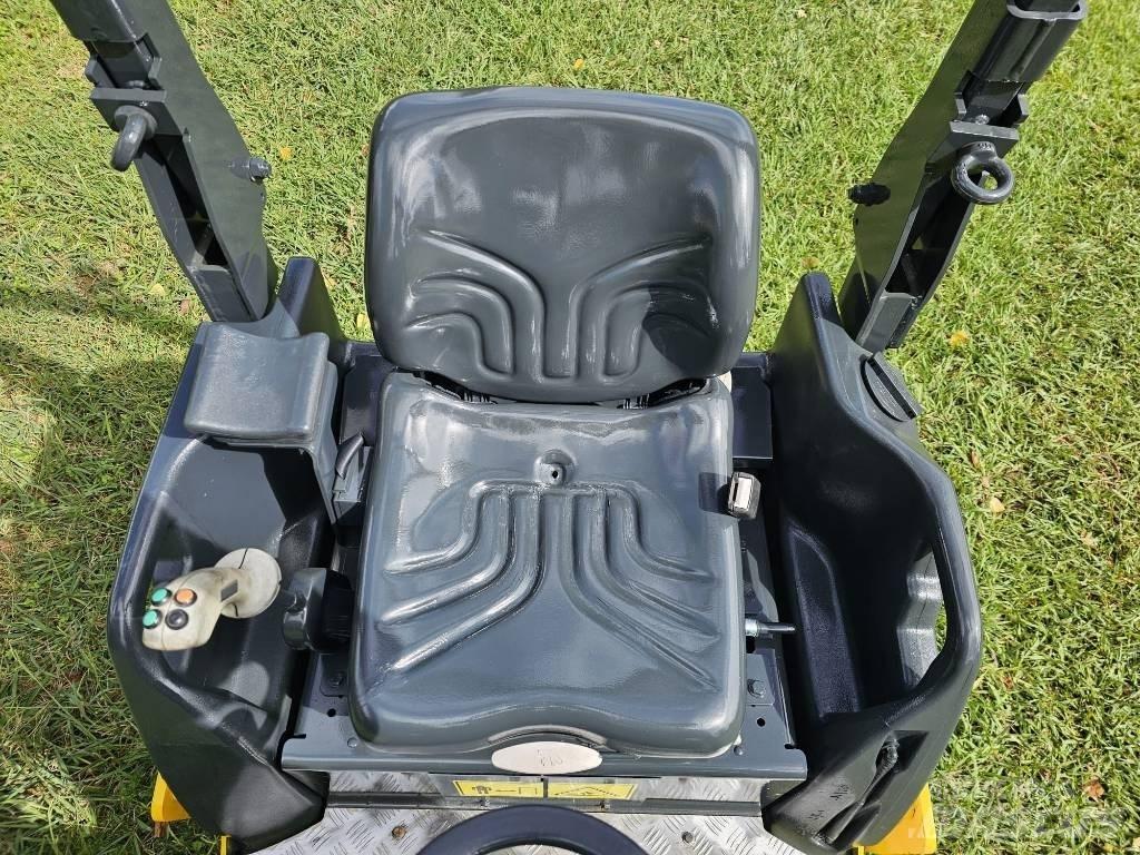 Bomag BW 120 AD タンデムローラ